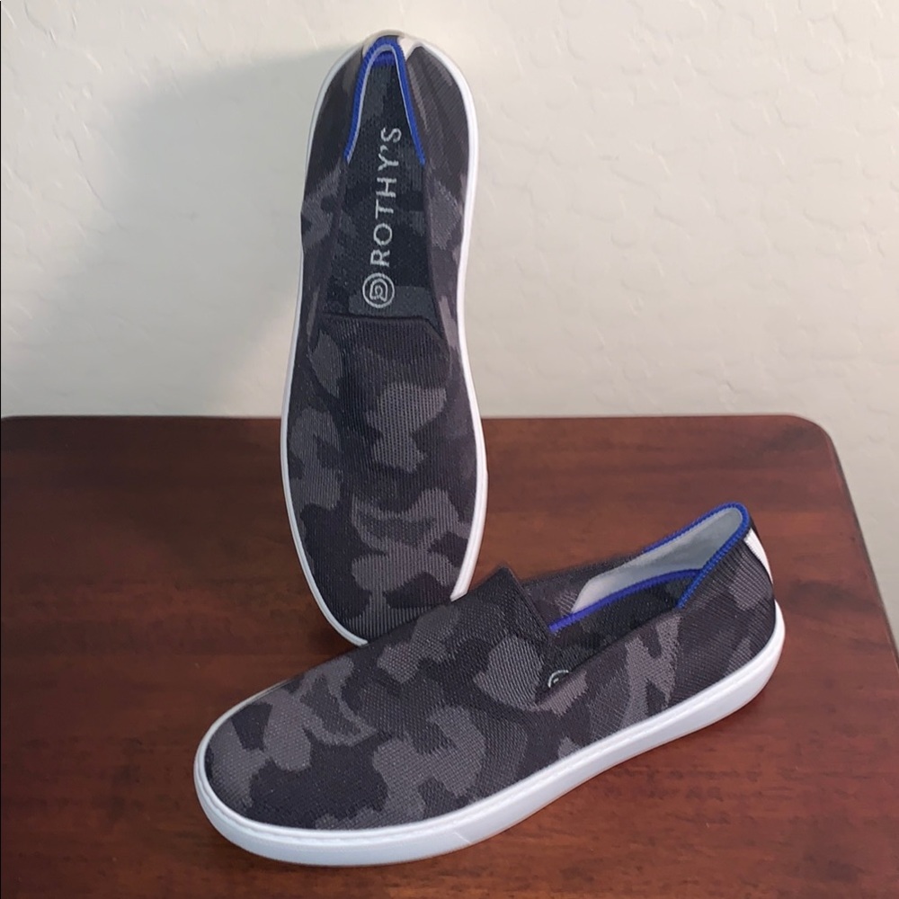 ROTHY’S BRAND NEW SIZE 8.5 CAMOUFLAGE SLIP ON ATHLETIC SHOES